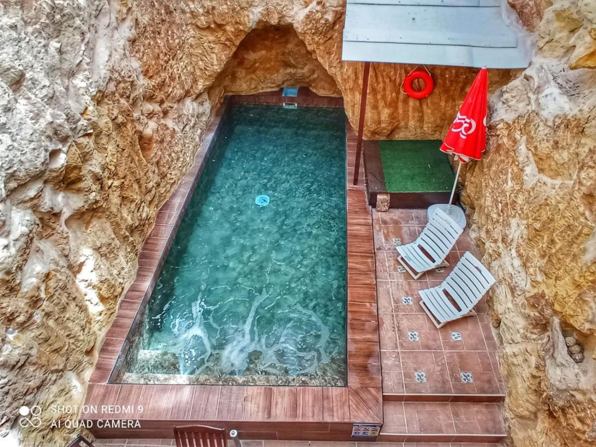 Town House With Private Pool In Village Centre Kalkara Exterior photo